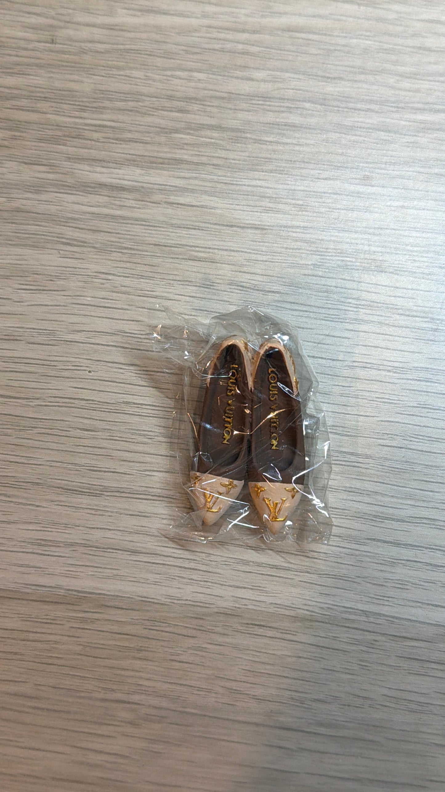 Diffuseurs chaussures lv