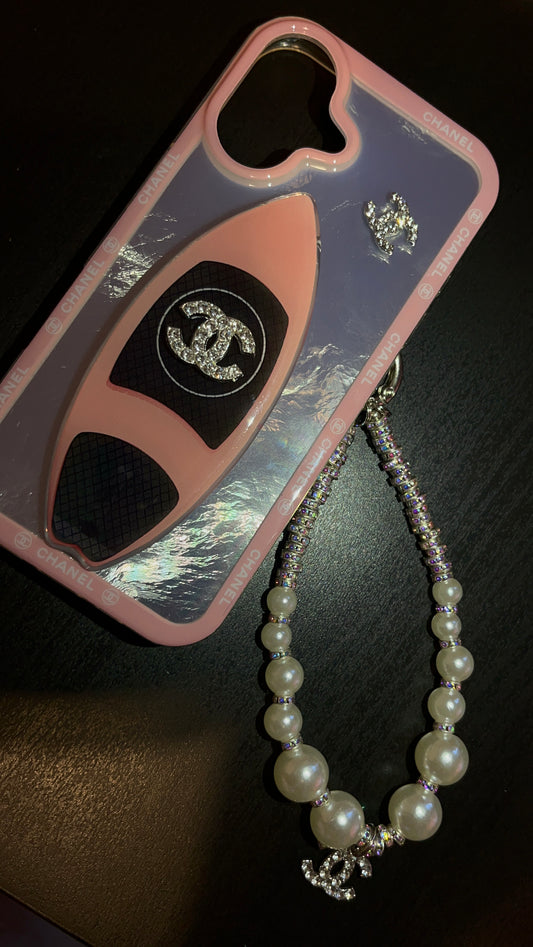 Coque CC rose iPhone 16  💕🎀💘
