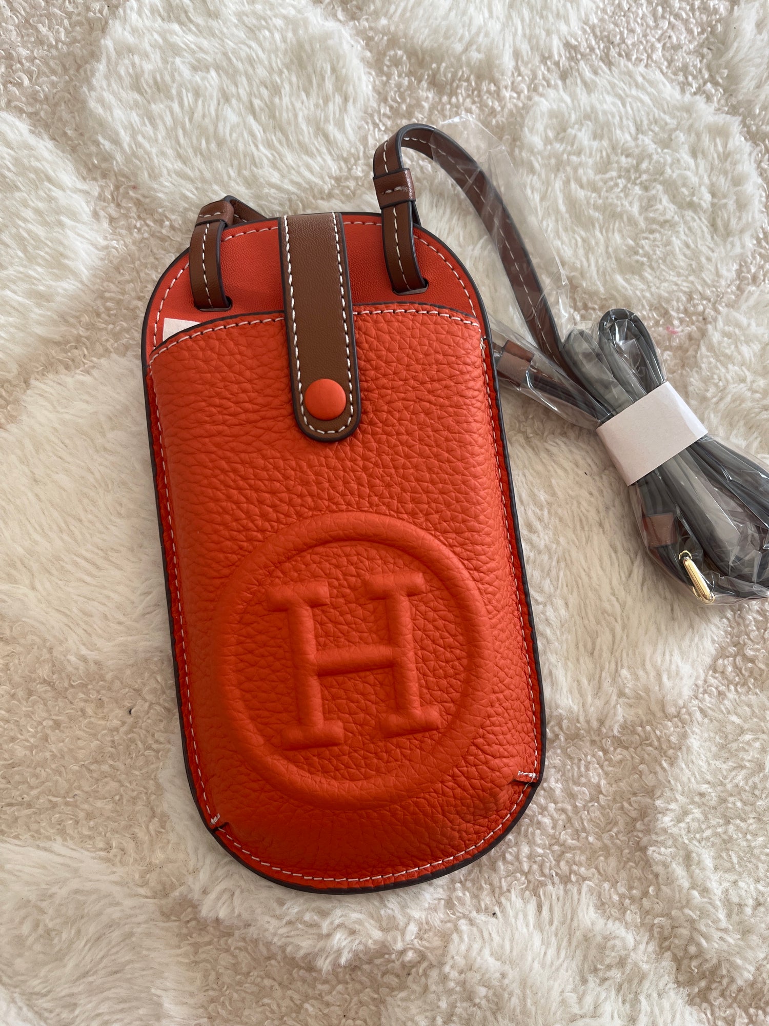 Étui de téléphone H orange