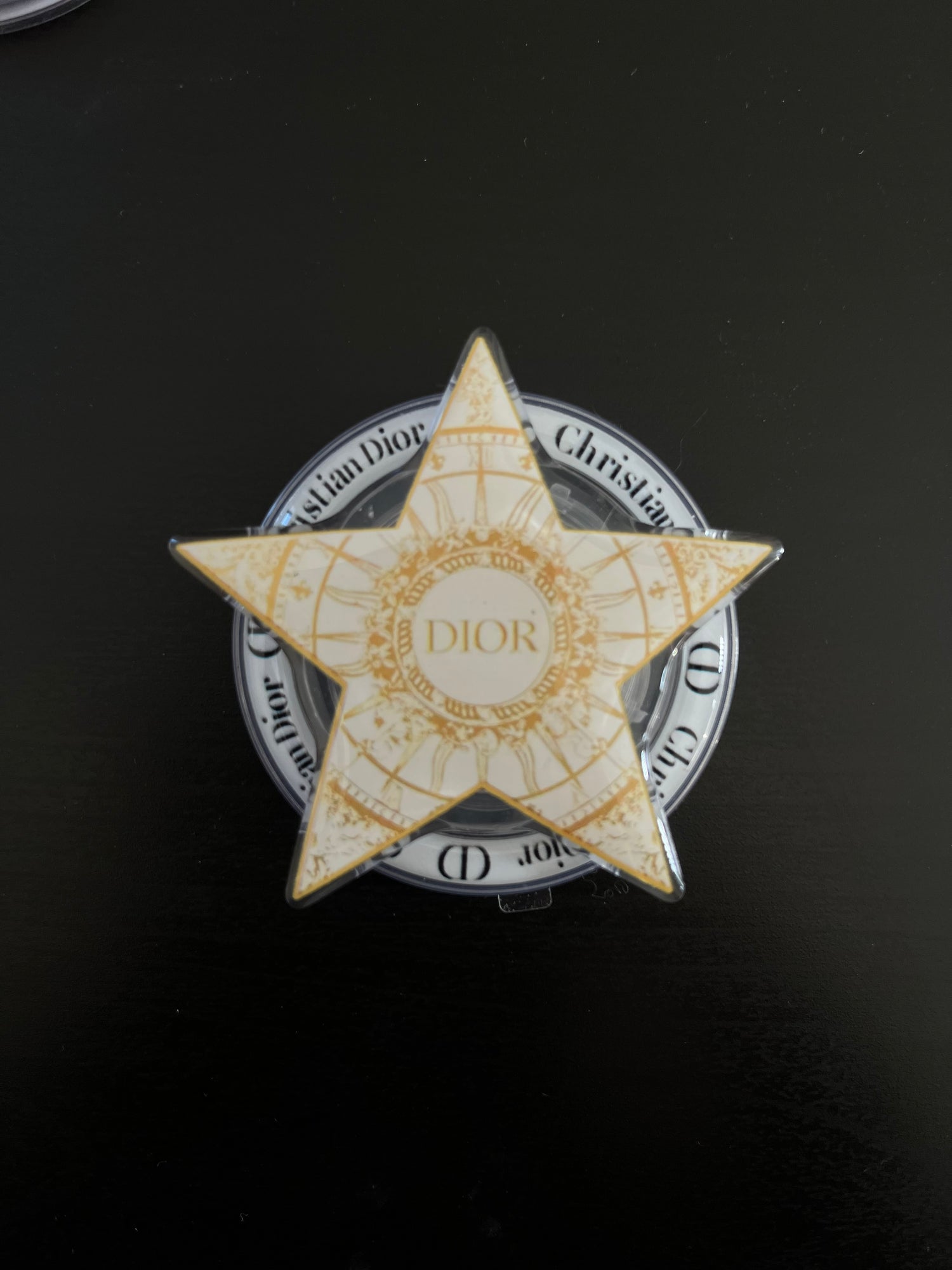 Accessoire étoile dior ⭐️