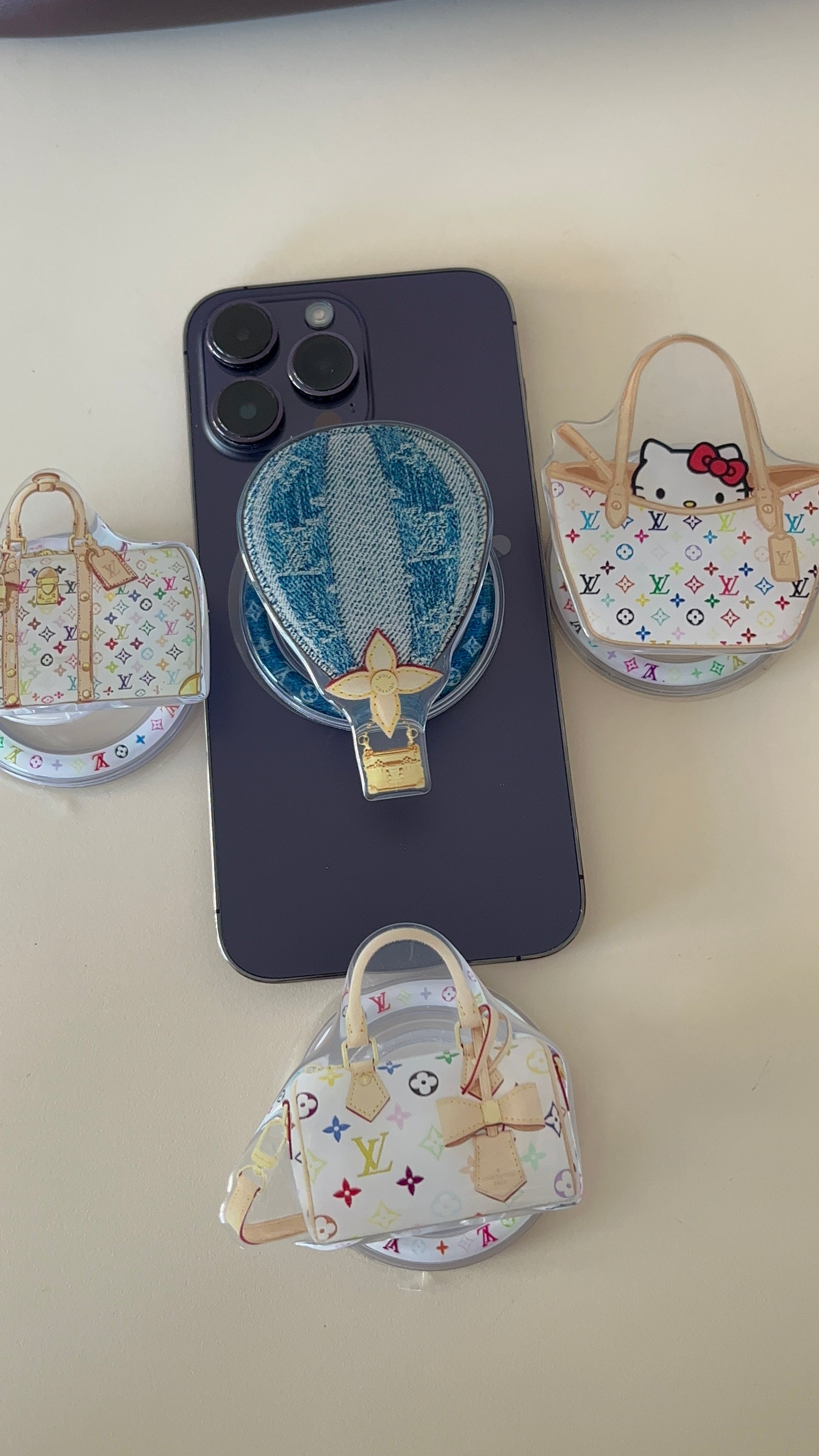 Accessoire de téléphone montgolfière LV