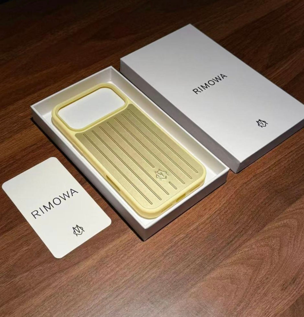 Coque RMW jaune 17 pro Max