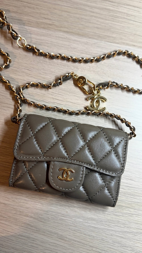 Mini sac couleur taupe